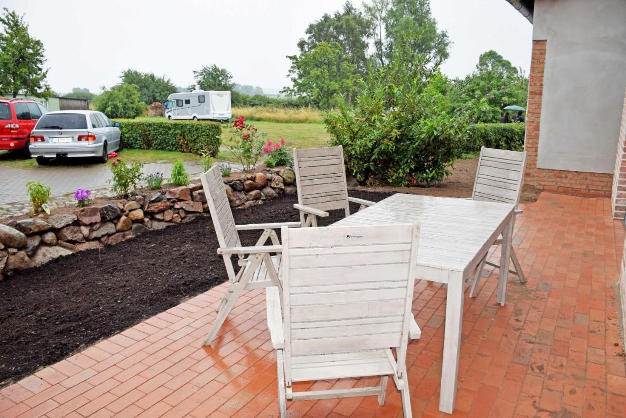 Ferienhaus Zum Boddenstrand Mit Ka Gross Zicker Екстер'єр фото